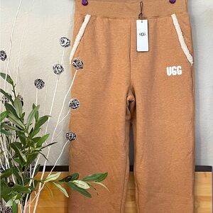 DAYLIN BONDED FLEECE PANTS NWT.